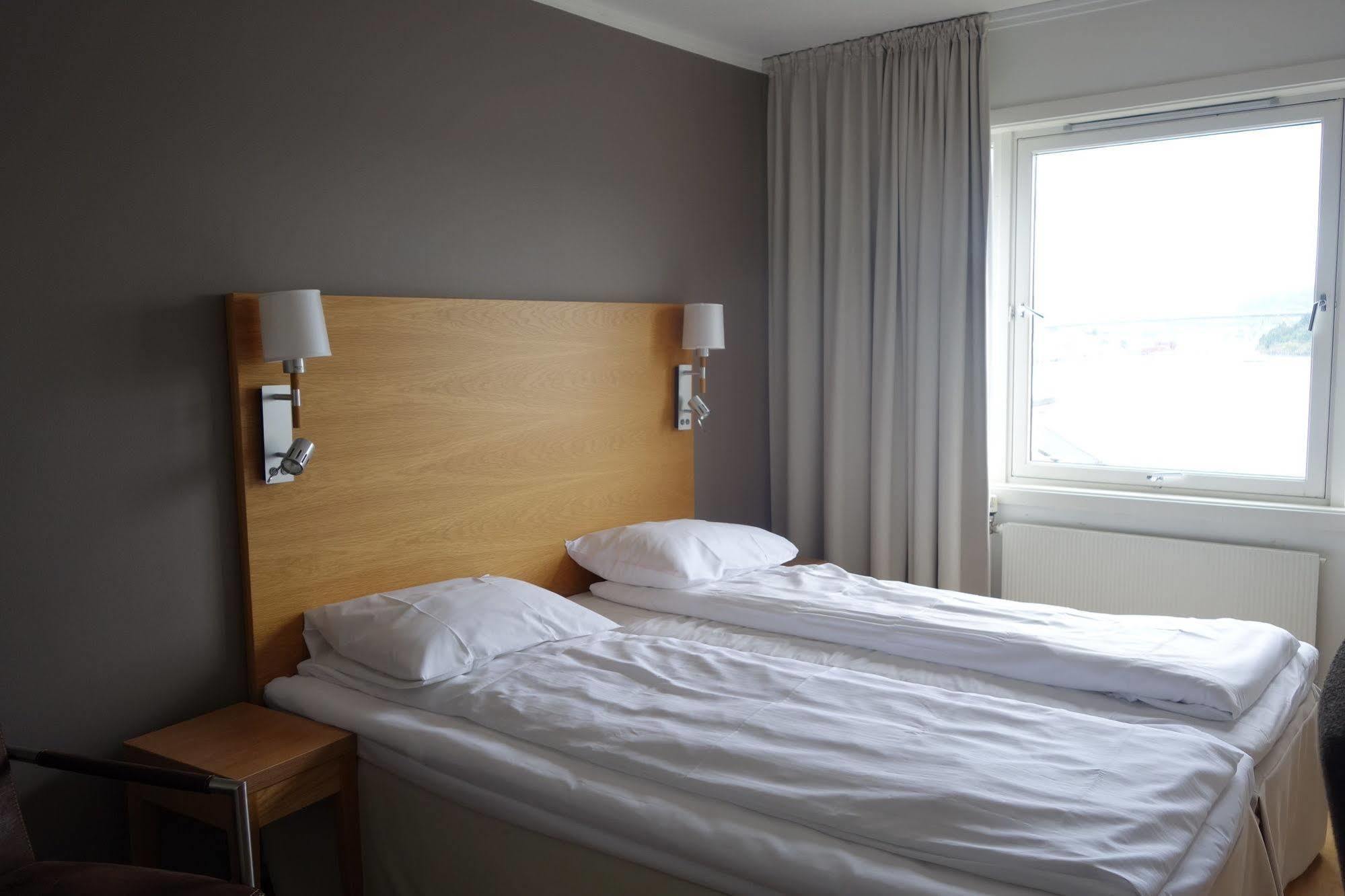 Comfort Hotel Fosna Kristiansund Exteriör bild